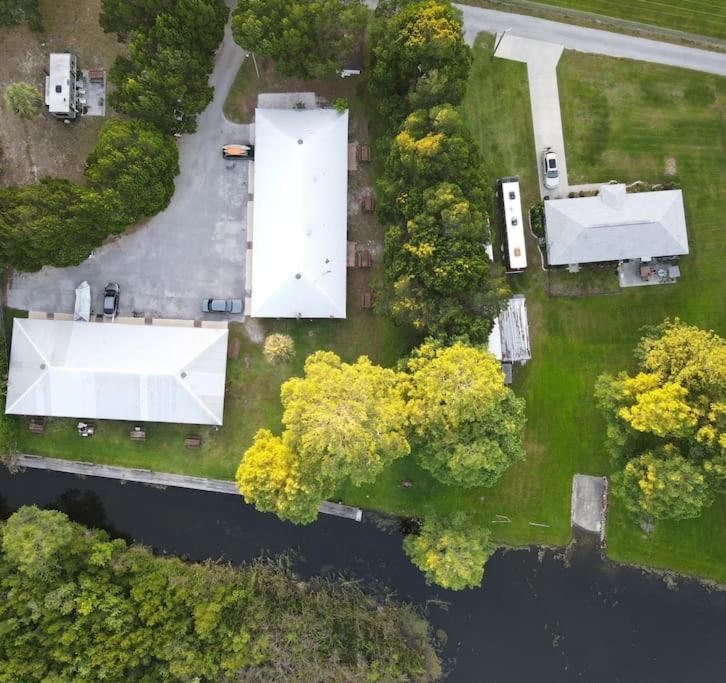 Professor Rousseau'S Manatee Bay Apartamento Crystal River Exterior foto